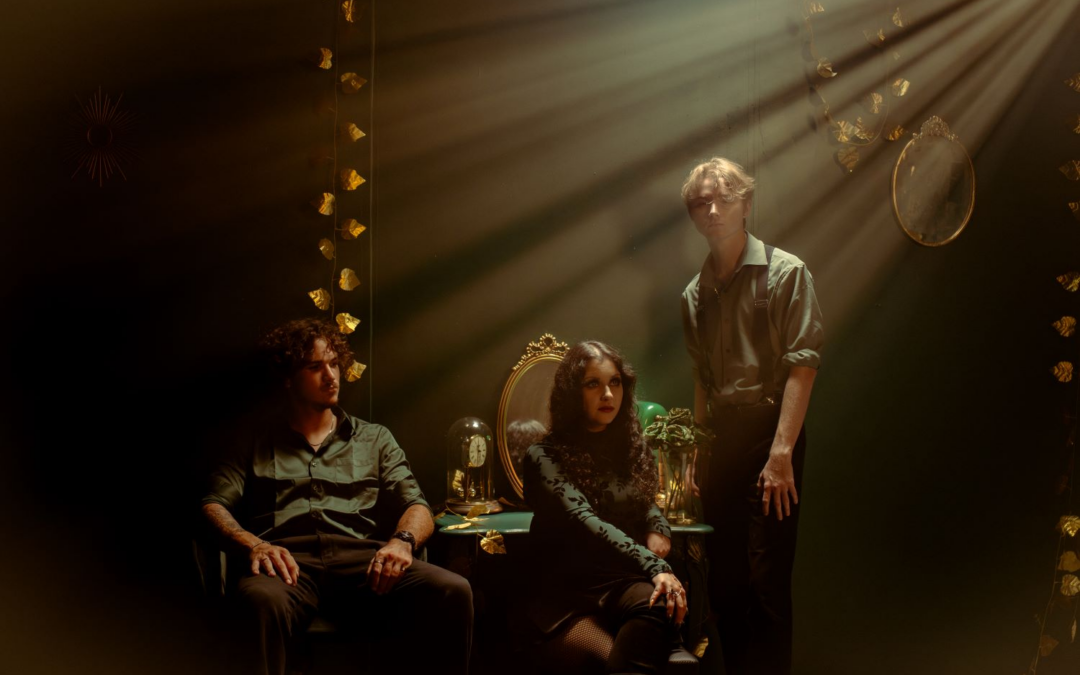 REVERYA Channel Raw Vulnerability and Modern Pressure on New Single “Envy”