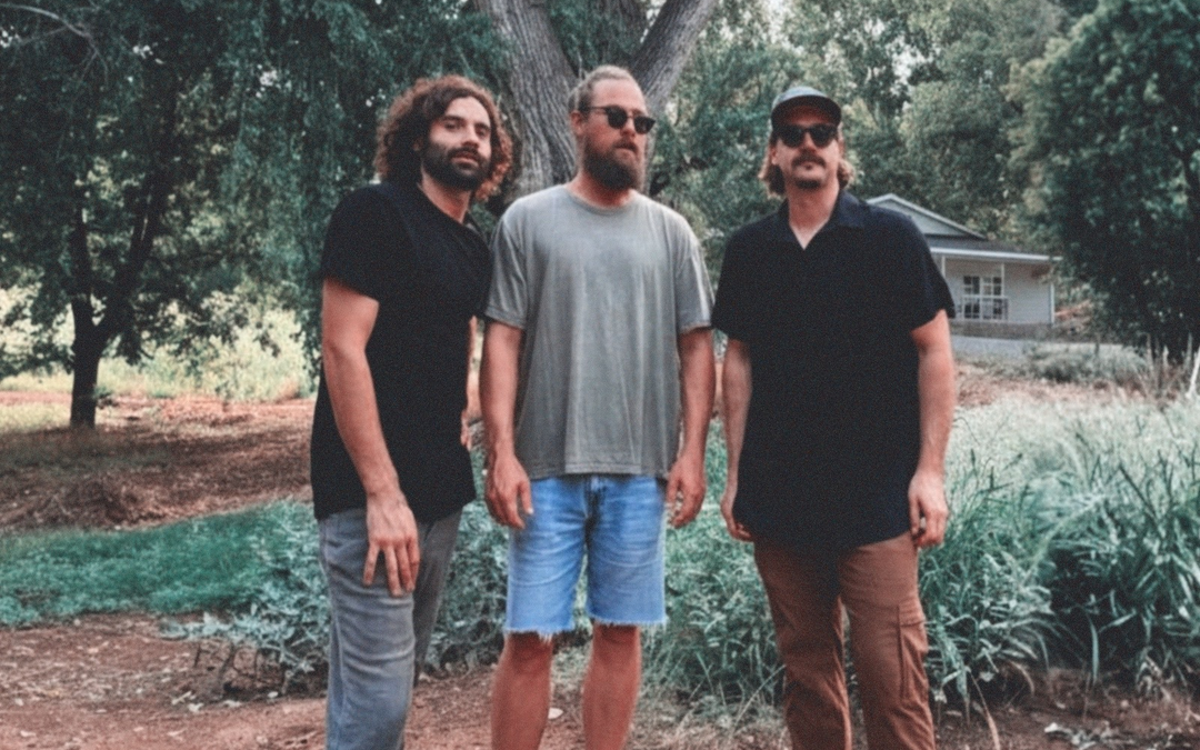 AUNT CYNTHIA’S CABIN Releases New Single “Bash,” Announces Pre-Sale For Forthcoming Album Aunt Cynthia’s Cabin