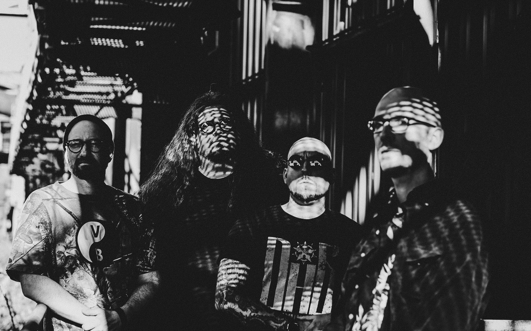 Electronic Infused Black Metal Act OMNIKOLOSS Release “Omnisyndrom Alpha 17” Ahead Of New Full Length, Quantum Fleshdrive